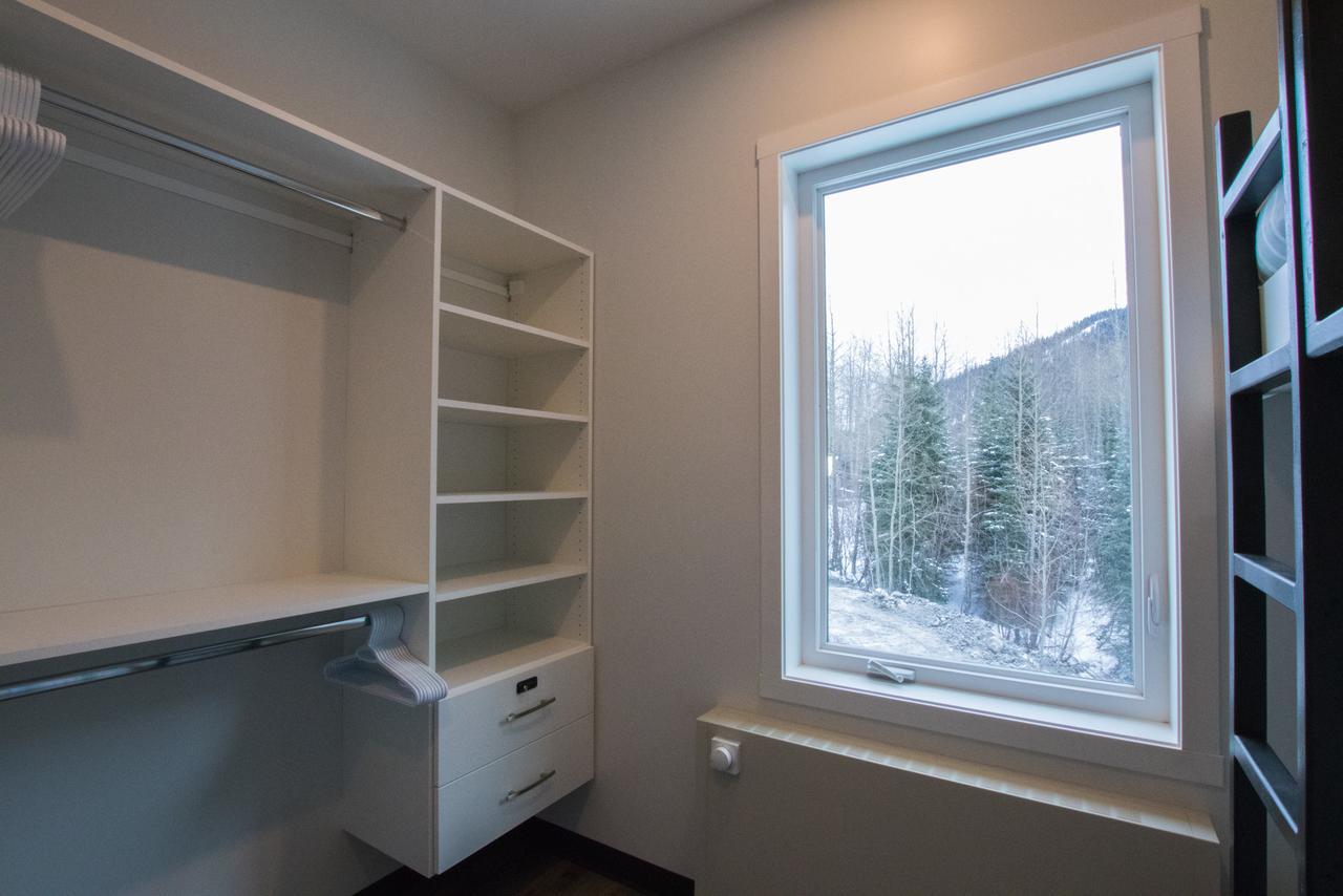 The Burfield Otel Sun Peaks Dış mekan fotoğraf