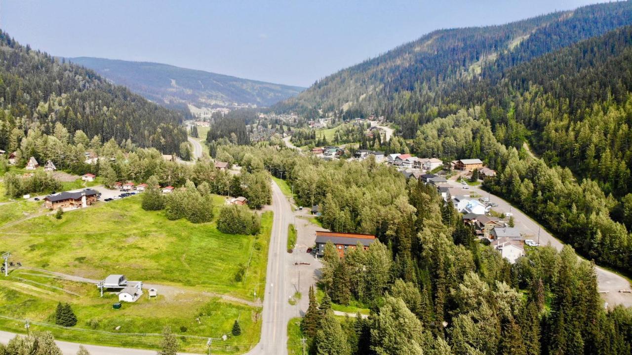 The Burfield Otel Sun Peaks Dış mekan fotoğraf